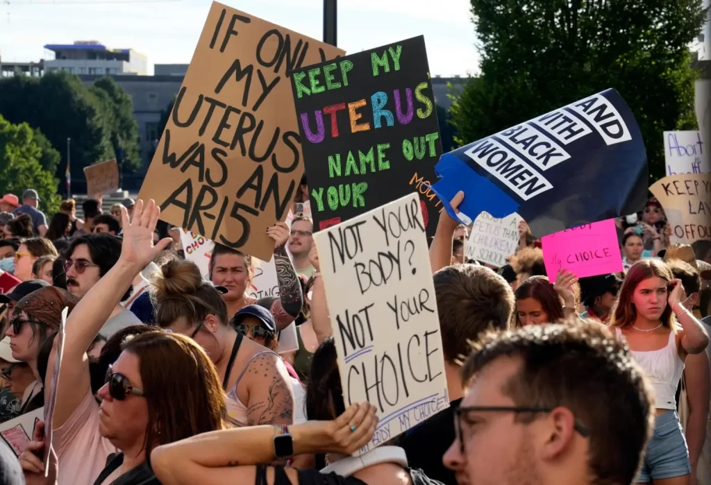 Drama plagues bid to restrict changes to Ohio Constitution