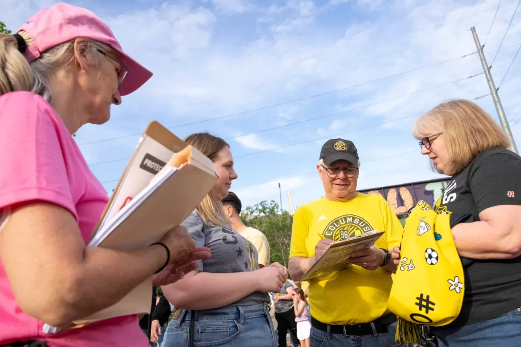 In counties red and blue, abortion rights advocates collect signatures for November ballot